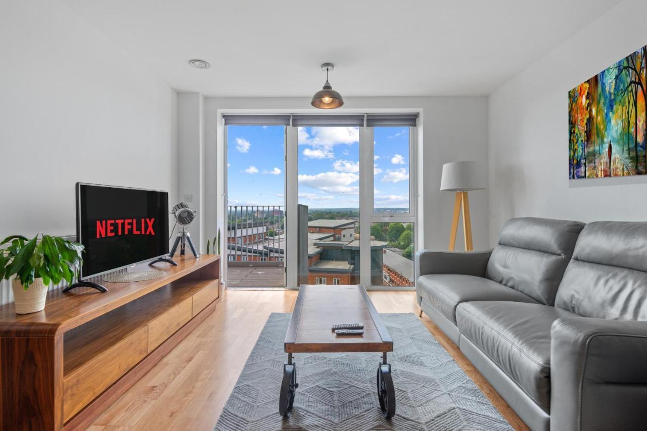 Appartamento Penthouse Flat In Slough Center Esterno foto